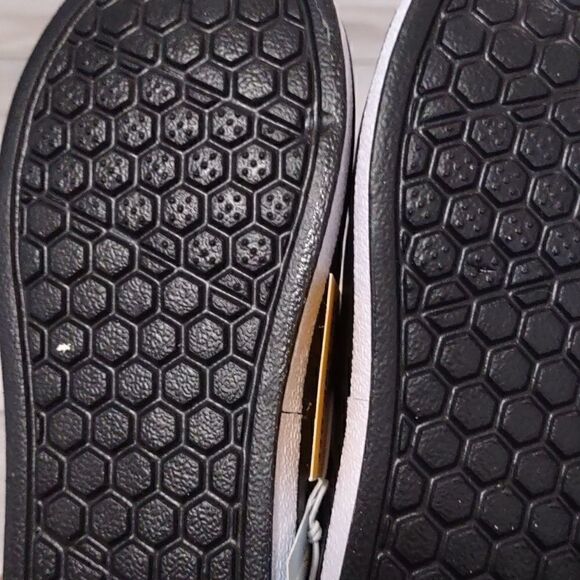 (77-1871) 🔥3/$20🔥  Cat & Jack Toddler Jese Size 9 - Picture 6 of 11